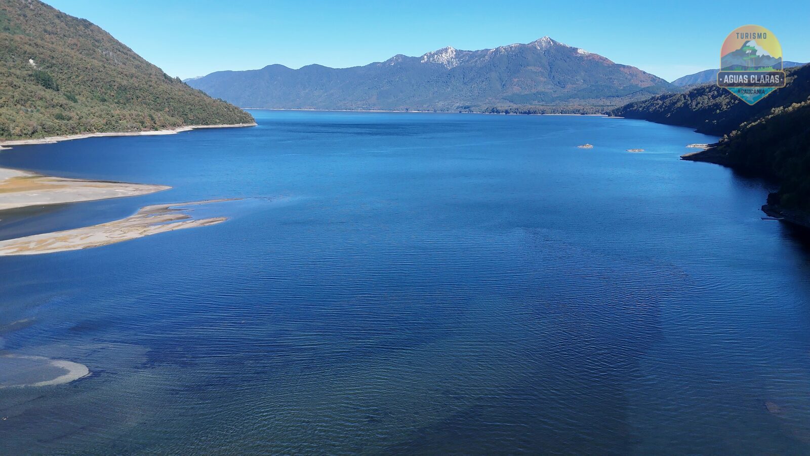 Lago de la zona lacustre de la Araucanía